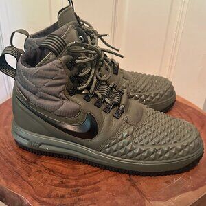 Lunar Force Duckboot